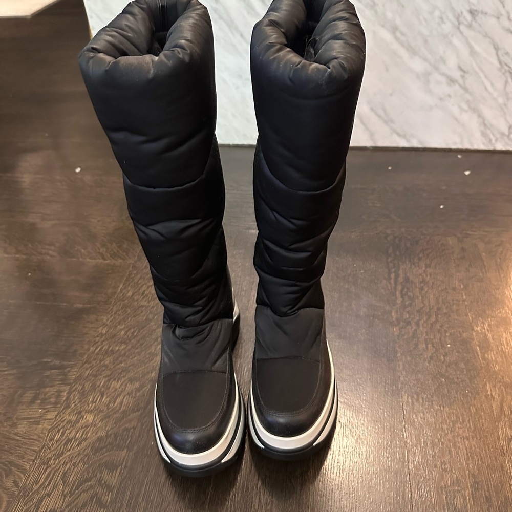 Michael Kors new boots never wear size 38